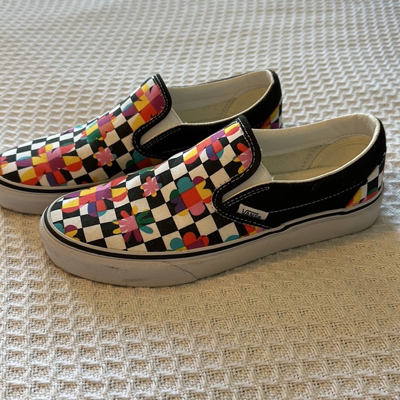 EUC Vans slip on retro floral checkered - Picture 4 of 6